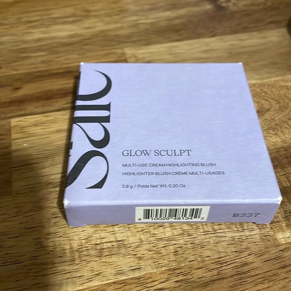 Saie Glow Sculpt | Peachglow | NEW MAKEUP - Picture 5 of 6